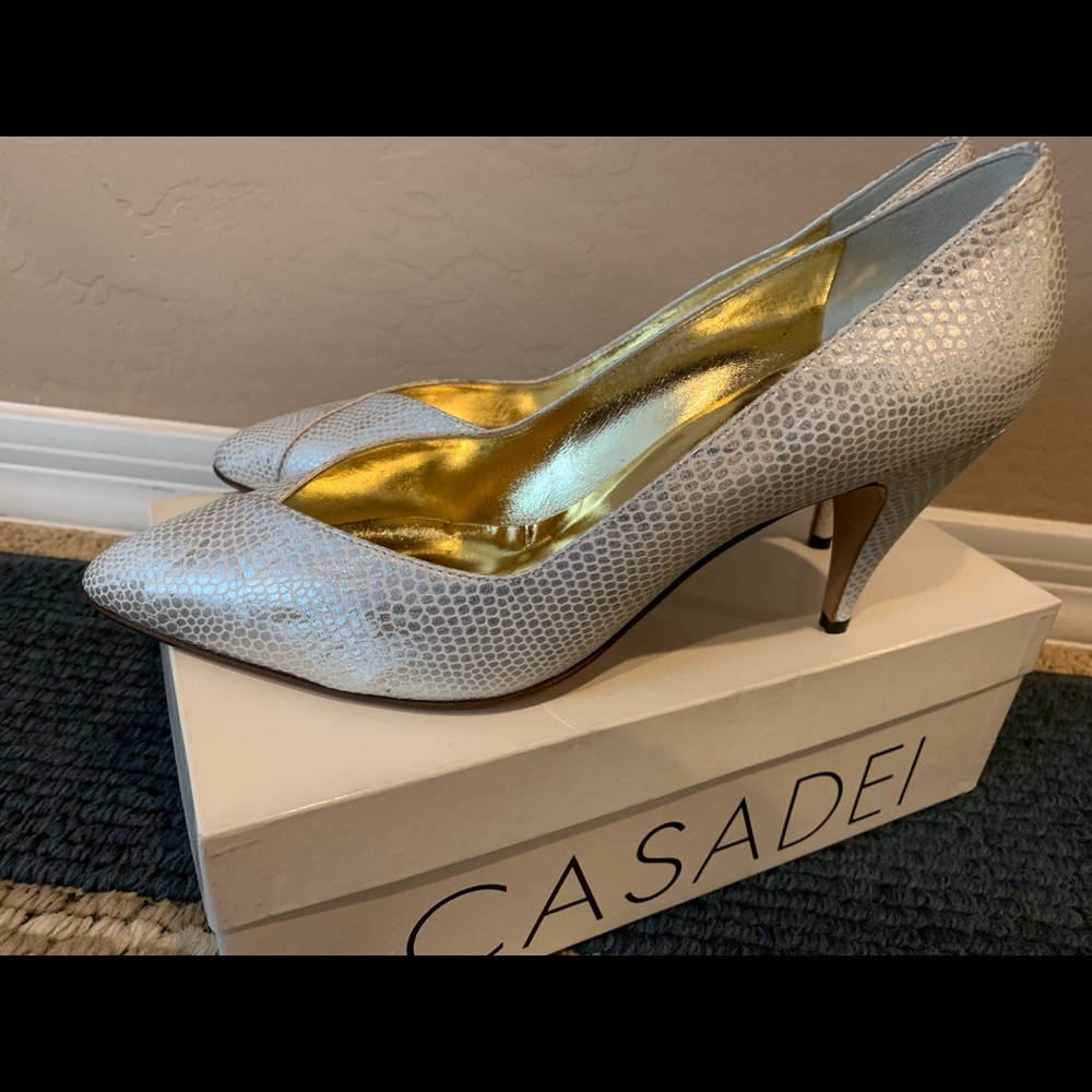 Cascadei  high heel shoes pumps size 10 new